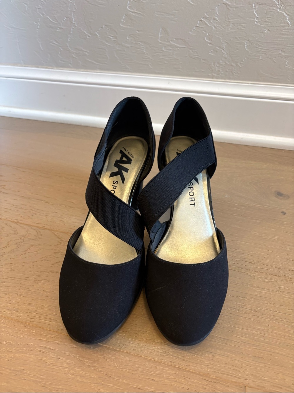 Anne Klein Sport Xpose Black Crisscross Strap Heels Size 9